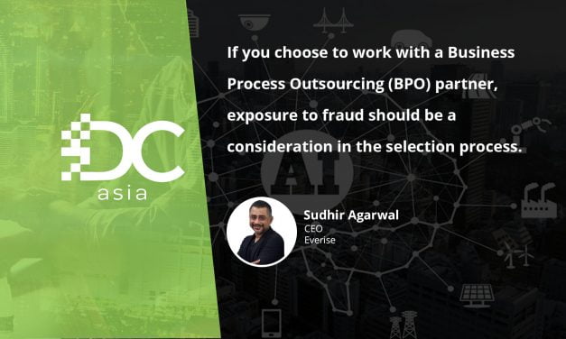 Can AI detect e-commerce fraud rings better than trained humans?