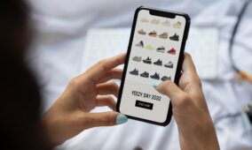 Footwear e-commerce firm reduces fraud management friction with CX-focused trust platform