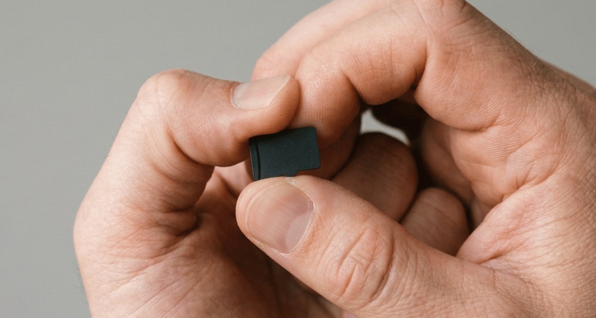 AI-driven memory shortage squeezes small manufacturers, reshaping global electronics market